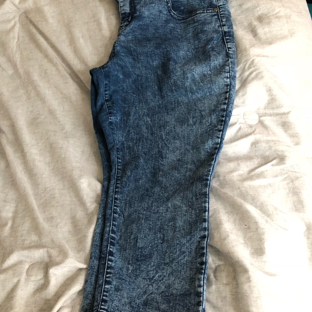 Torrid skinny crop jeans